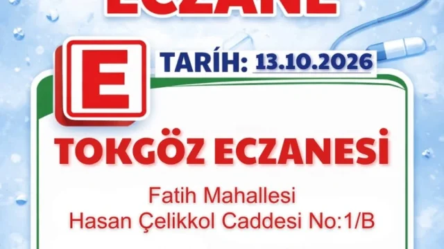 Nöbetçi eczane TOKGÖZ ECZANESİ tabelası, Fatih Mahallesi Hasan Çelikkol Caddesi'ndeki eczane binası