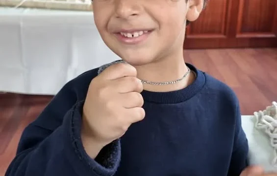 Marmaraereğlisi kadın kursunda kadınların dekoratif ev aksesuarları üretirken çekilmiş fotoğrafı