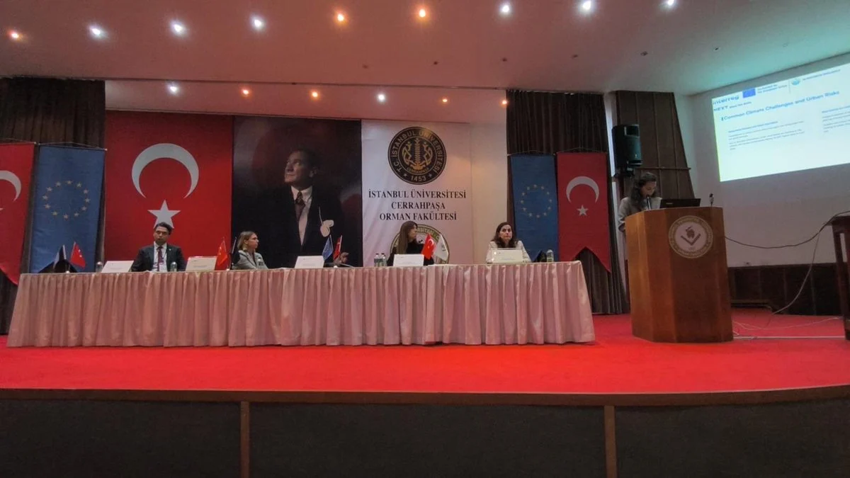 Lüleburgaz Mavi Yeşil Dirençlilik projesinin İstanbul Üniversitesi'ndeki uluslararası konferansta tanıtımı