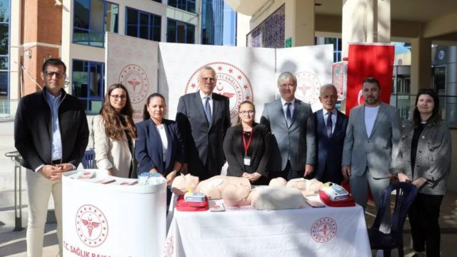 Çerkezköy Belediyesi önüne yerleştirilen OED cihazının tanıtımı