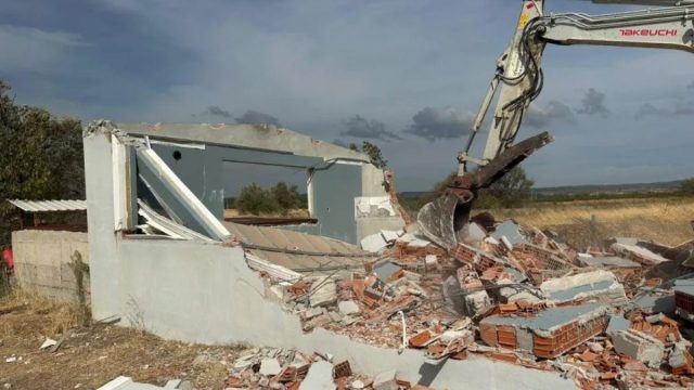 Çanakkale’de Kaçak Yapılaşmaya 21 Yıkım