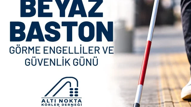 Tekirdağ'da 15 Ekim Dünya Beyaz Baston Günü etkinliğinde bir araya gelen vatandaşlar