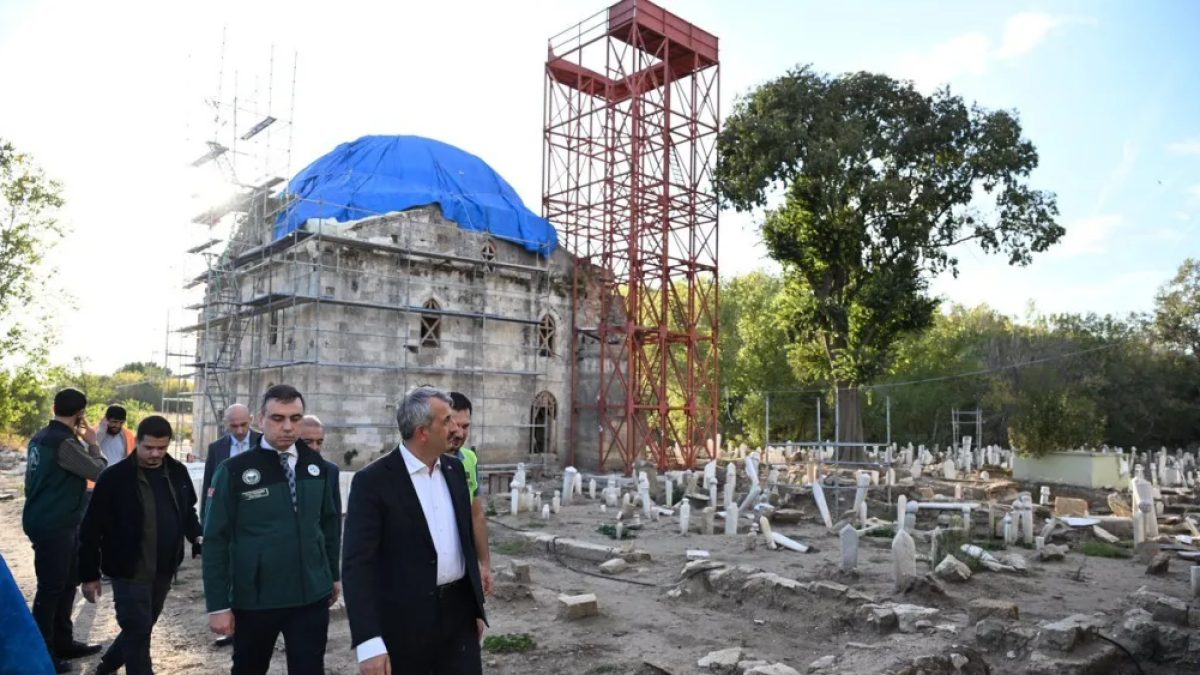 Edirne Evliya Kasım Paşa Camisi'nde kubbe restorasyonu ve çevre düzenlemesi çalışmaları