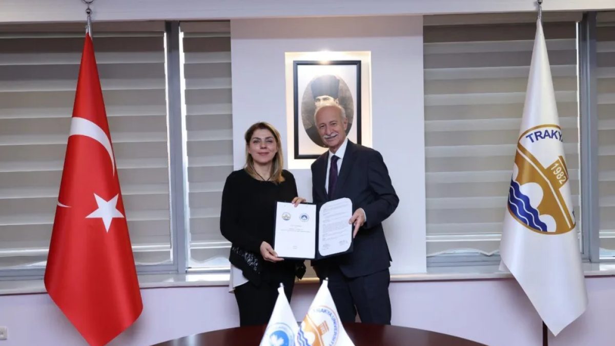 Kampüs 4.0 yazılımı tanıtımı: Kırklareli Üniversitesi'nde pilot uygulama için imza töreni
