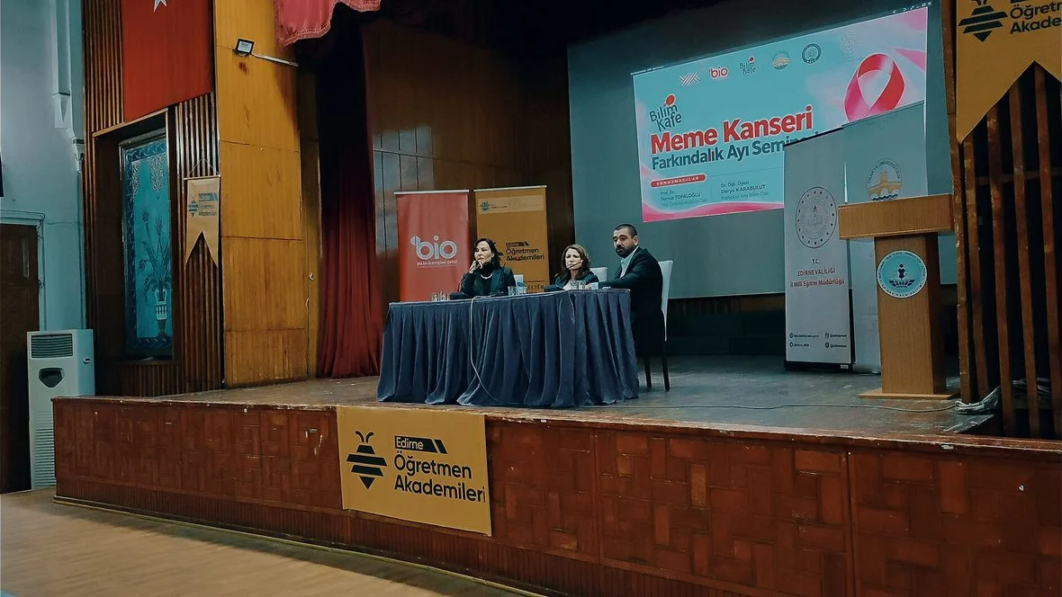 Trakya Üniversitesi Bilim Kafe'de meme kanseri farkındalık semineri